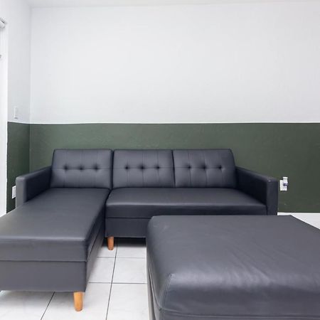 One Bedroom Apartment - With Parking & Balcony - Heart Of Wynwood Miami Eksteriør billede